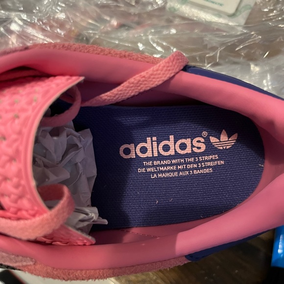 SOLD ELSEWHERE: Pink Adidas Gazelle, brand new in box! - Picture 6 of 12